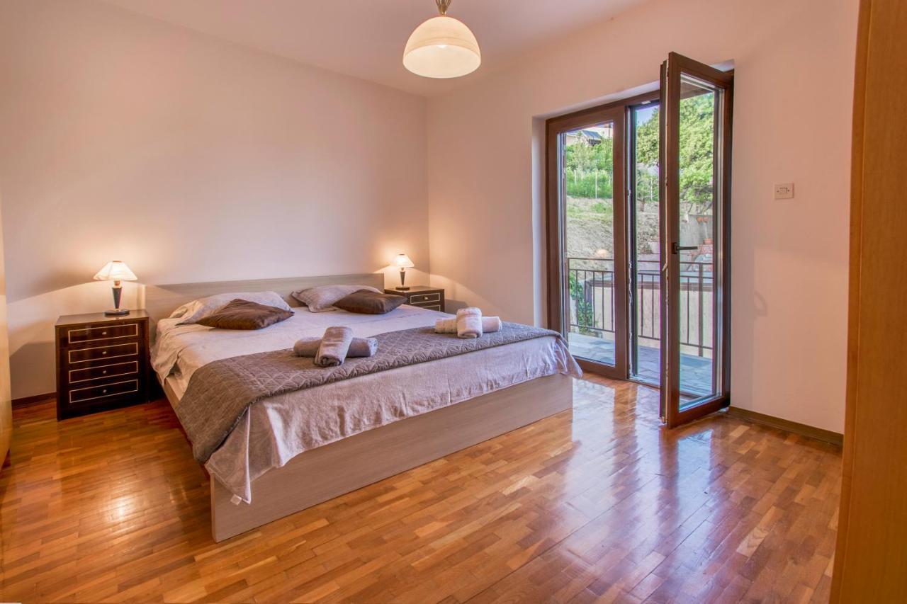 בפורטורוז Apartments Elza מראה חיצוני תמונה