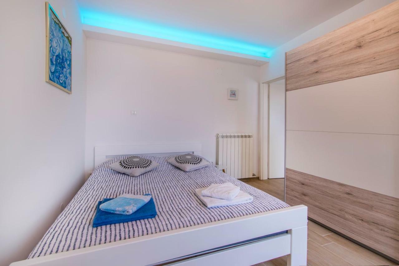 בפורטורוז Apartments Elza מראה חיצוני תמונה