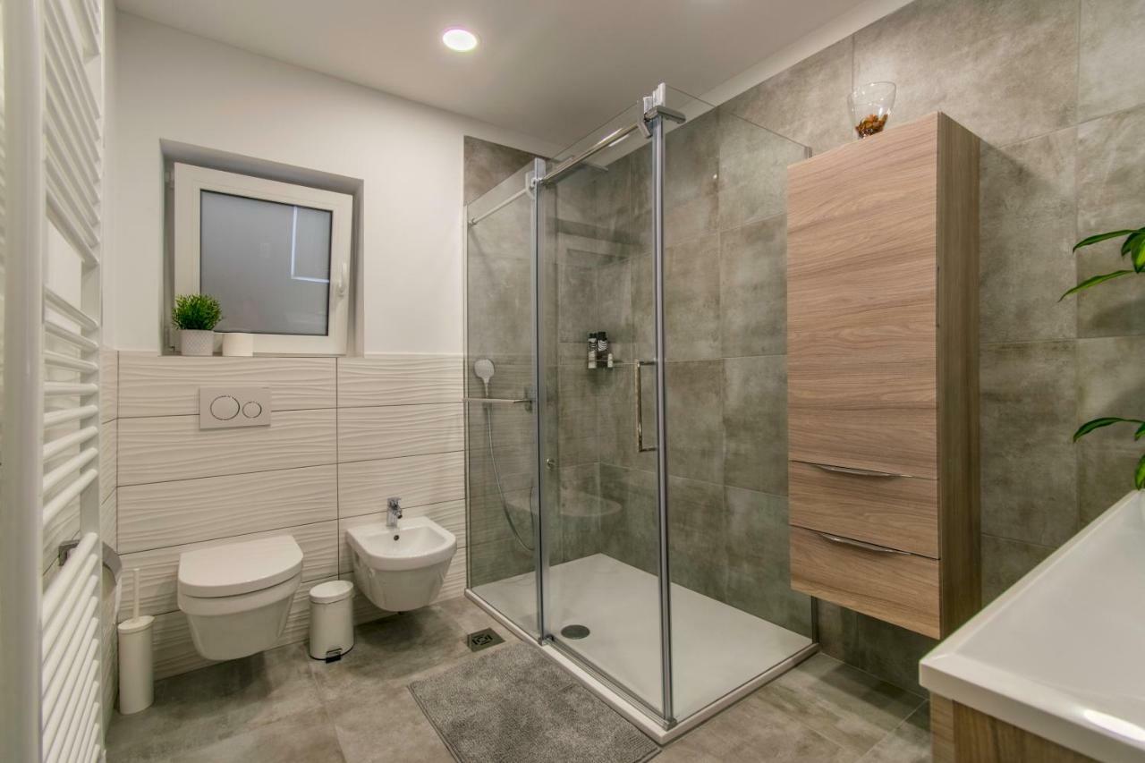בפורטורוז Apartments Elza מראה חיצוני תמונה