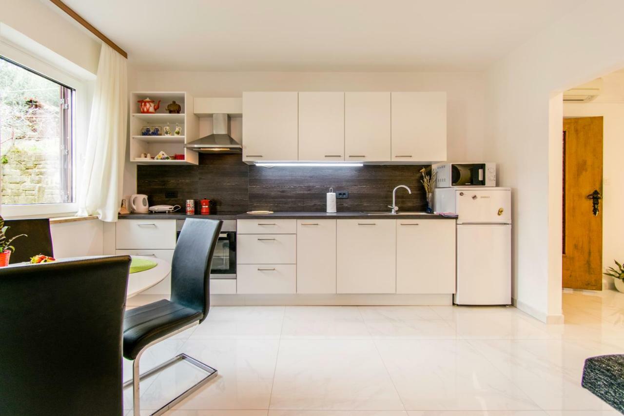 בפורטורוז Apartments Elza מראה חיצוני תמונה